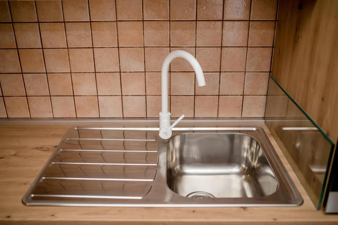 Zeljko Apartmani Lopar