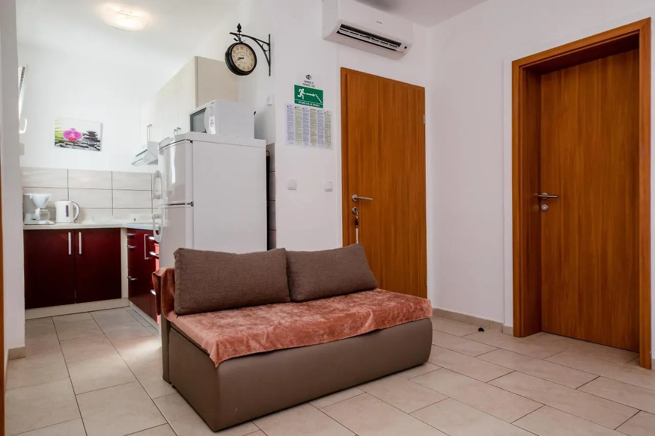 Apartment Zeljko Apartmani Lopar