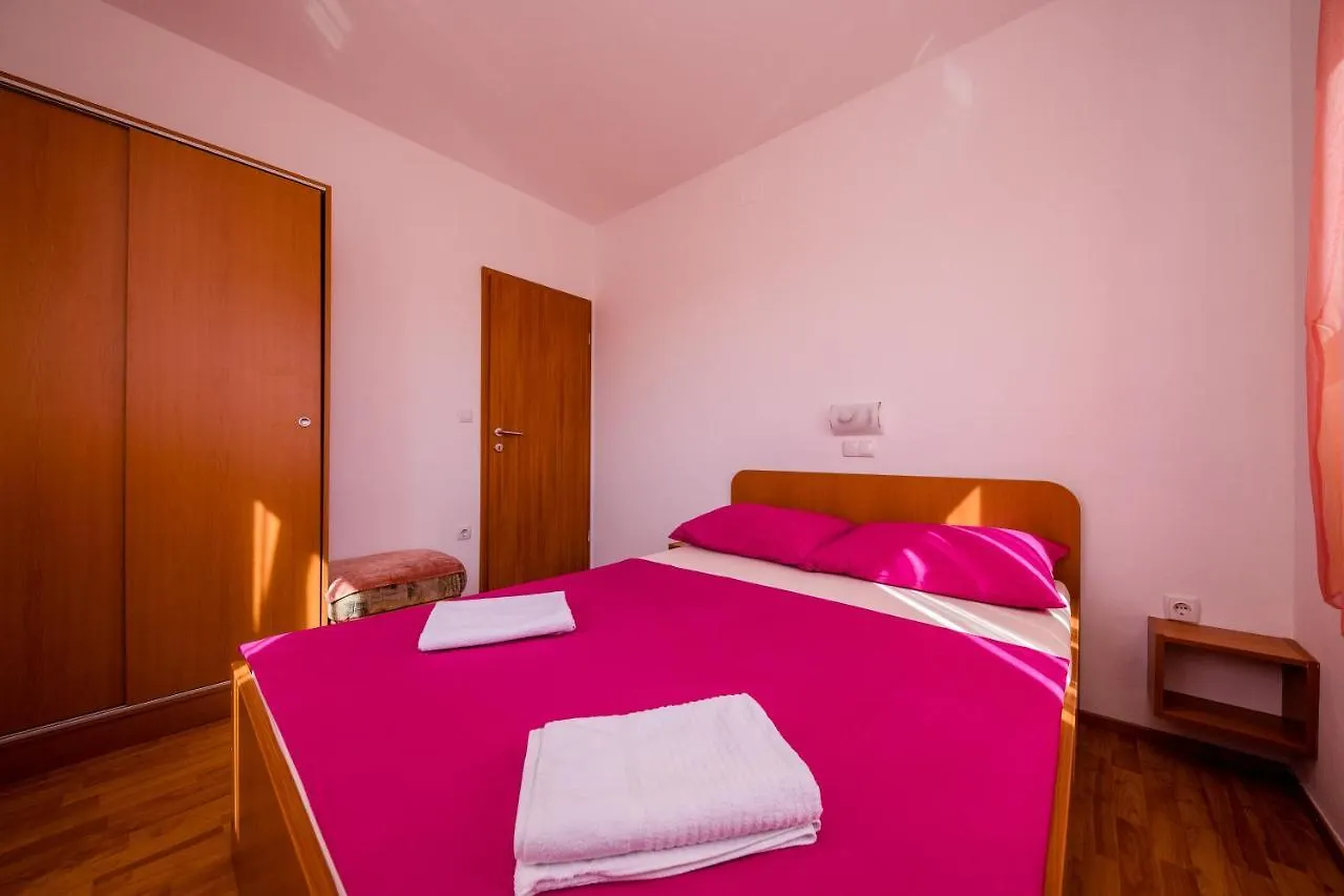 Apartment Zeljko Apartmani Lopar Kroatien